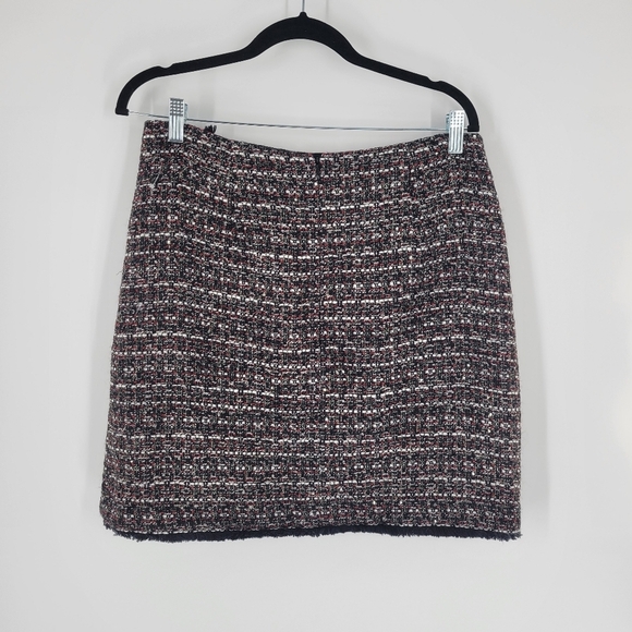 LOFT Womens A Line Skirt sz 10 Black White Red Tweed Lined Zipper Closure - Picture 4 of 5